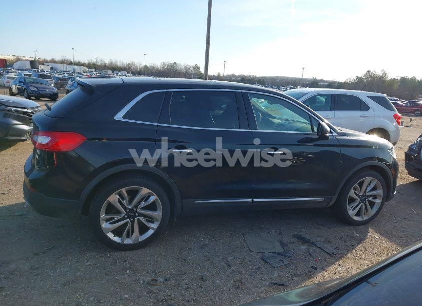 Photo 12 of 2017 Lincoln Mkx RESERVE (VIN 2LMPJ8LR4HBL24325)