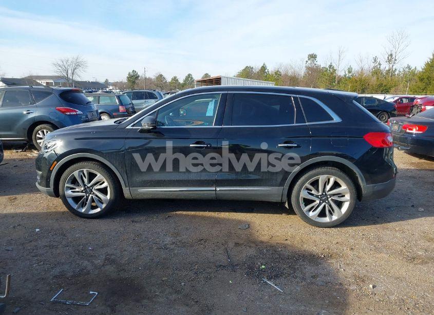 Photo 13 of 2017 Lincoln Mkx RESERVE (VIN 2LMPJ8LR4HBL24325)