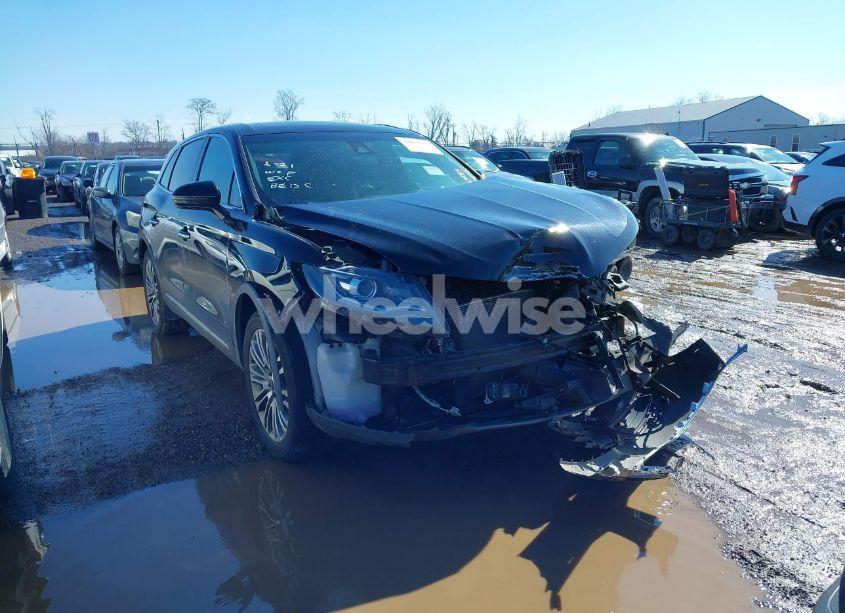 2017 Lincoln Mkx RESERVE (VIN 2LMPJ8LR5HBL31476) main photo