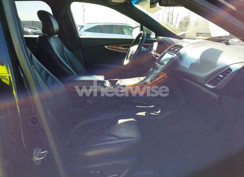 Photo 5 of 2017 Lincoln Mkx RESERVE (VIN 2LMPJ8LR5HBL31476)