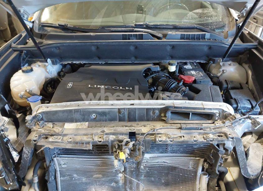 Photo 10 of 2017 Lincoln Mkx RESERVE (VIN 2LMPJ8LR6HBL18641)