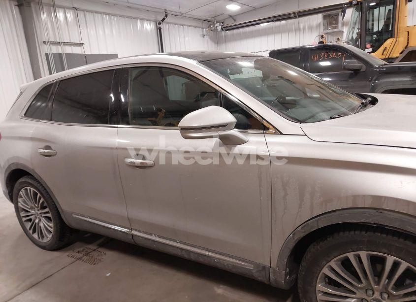 Photo 13 of 2017 Lincoln Mkx RESERVE (VIN 2LMPJ8LR6HBL18641)