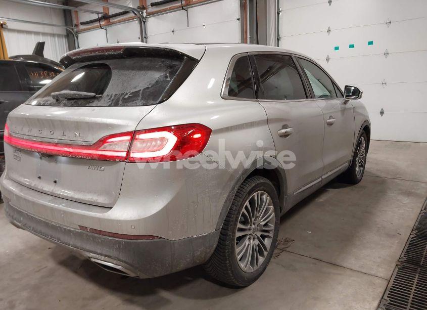 Photo 4 of 2017 Lincoln Mkx RESERVE (VIN 2LMPJ8LR6HBL18641)