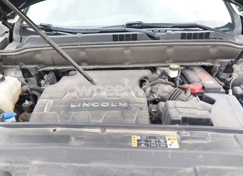 Photo 10 of 2017 Lincoln Mkx RESERVE (VIN 2LMPJ8LR8HBL51883)