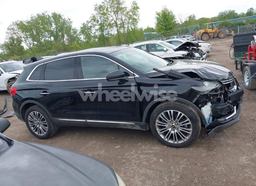 Photo 13 of 2017 Lincoln Mkx RESERVE (VIN 2LMPJ8LR8HBL51883)