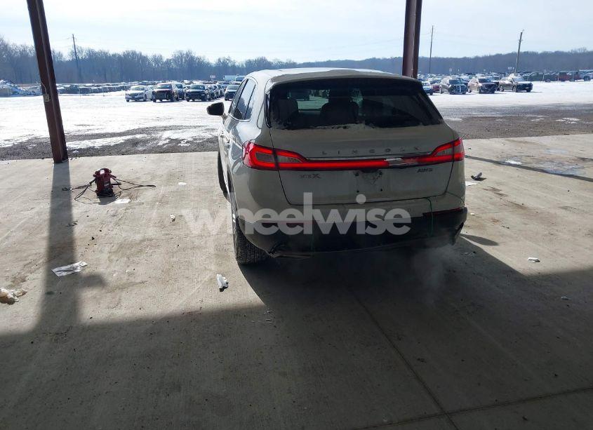 Photo 3 of 2016 Lincoln Mkx RESERVE (VIN 2LMPJ8LR9GBL75737)