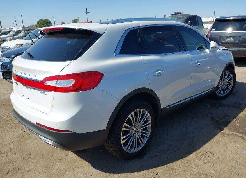 Photo 4 of 2017 Lincoln Mkx RESERVE (VIN 2LMPJ8LR9HBL51312)