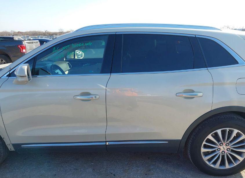 Photo 14 of 2016 Lincoln Mkx SELECT (VIN 2LMTJ6KR1GBL62291)