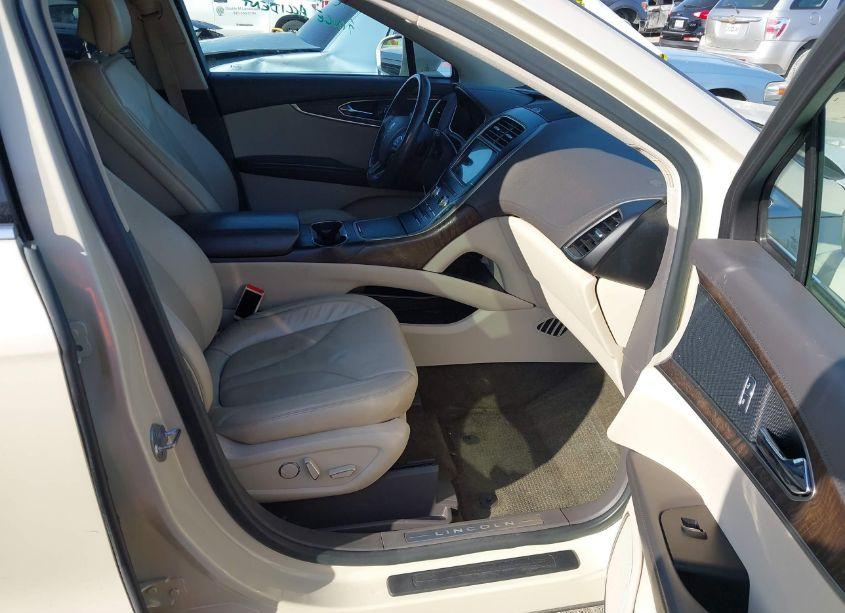 Photo 5 of 2016 Lincoln Mkx SELECT (VIN 2LMTJ6KR1GBL62291)