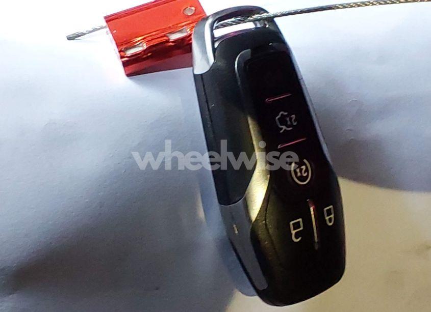 Photo 11 of 2016 Lincoln Mkx SELECT (VIN 2LMTJ6KR7GBL53983)