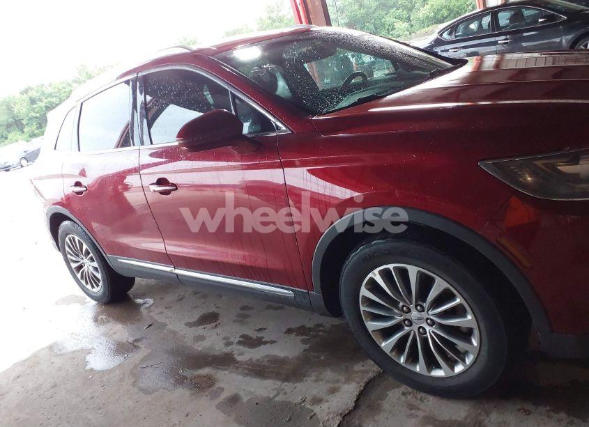 Photo 13 of 2016 Lincoln Mkx SELECT (VIN 2LMTJ6KR7GBL53983)