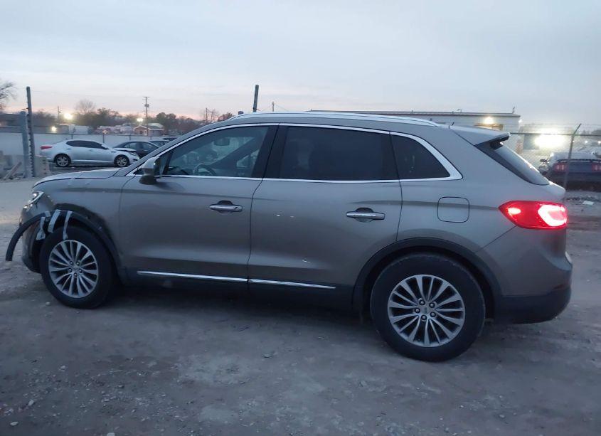Photo 14 of 2016 Lincoln Mkx SELECT (VIN 2LMTJ6KR8GBL74244)
