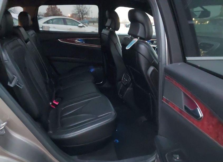 Photo 8 of 2016 Lincoln Mkx SELECT (VIN 2LMTJ6KR8GBL74244)