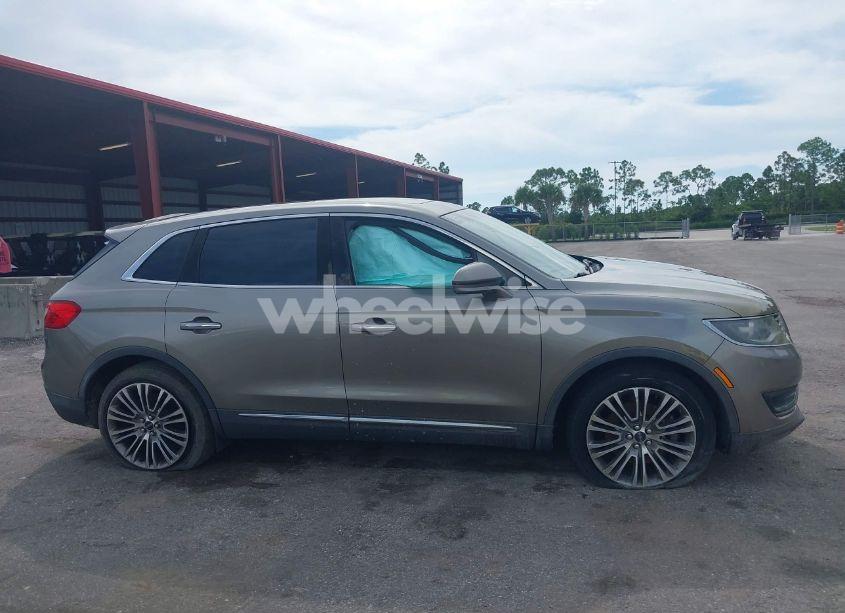 Photo 13 of 2016 Lincoln Mkx RESERVE (VIN 2LMTJ6LR0GBL46081)