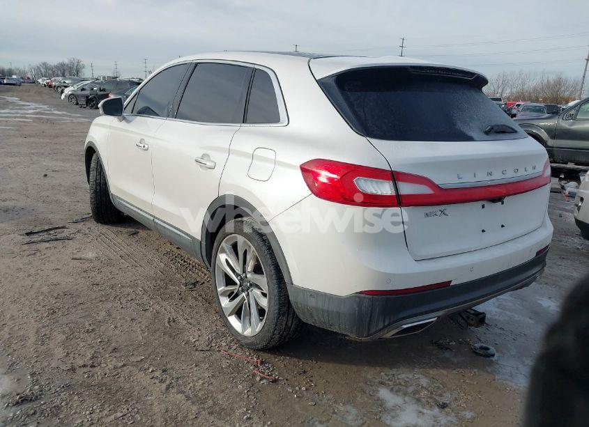 Photo 3 of 2016 Lincoln Mkx RESERVE (VIN 2LMTJ6LR3GBL49864)