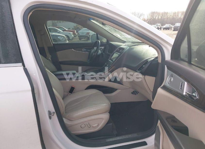 Photo 5 of 2016 Lincoln Mkx RESERVE (VIN 2LMTJ6LR3GBL49864)