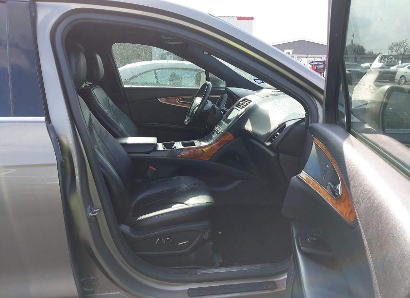 Photo 5 of 2016 Lincoln Mkx RESERVE (VIN 2LMTJ6LR8GBL81113)