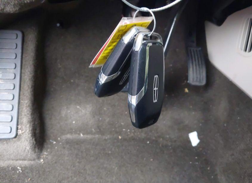 Photo 11 of 2016 Lincoln Mkx RESERVE (VIN 2LMTJ6LR9GBL52719)