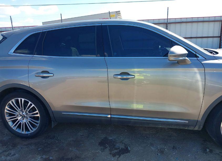 Photo 14 of 2016 Lincoln Mkx RESERVE (VIN 2LMTJ6LRXGBL20619)