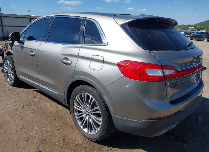 Photo 3 of 2016 Lincoln Mkx RESERVE (VIN 2LMTJ6LRXGBL20619)