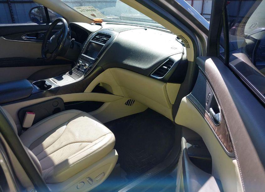 Photo 5 of 2016 Lincoln Mkx RESERVE (VIN 2LMTJ6LRXGBL20619)