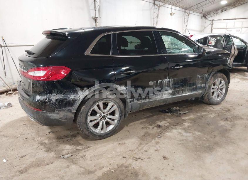Photo 4 of 2016 Lincoln Mkx PREMIERE (VIN 2LMTJ8JR1GBL41602)
