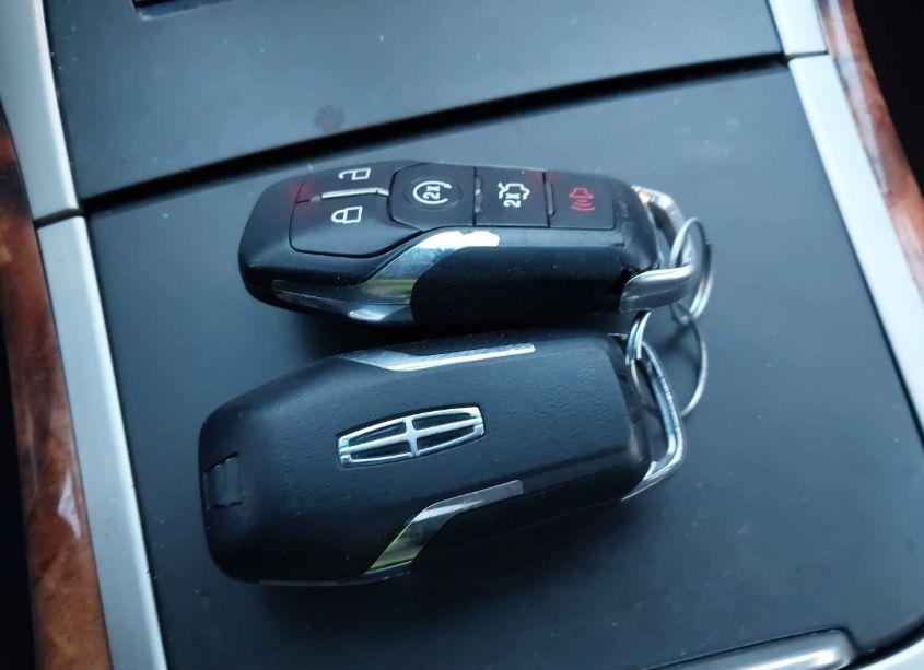 Photo 11 of 2016 Lincoln Mkx SELECT (VIN 2LMTJ8KP6GBL58912)