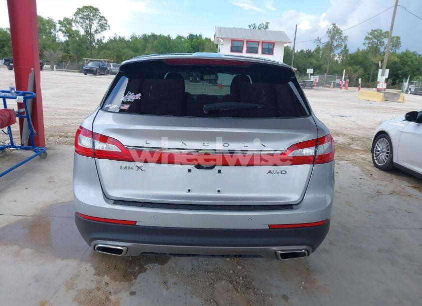 Photo 16 of 2016 Lincoln Mkx SELECT (VIN 2LMTJ8KR0GBL20738)