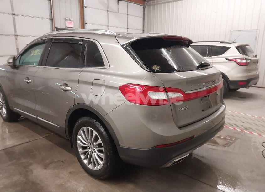 Photo 3 of 2016 Lincoln Mkx SELECT (VIN 2LMTJ8KR1GBL36883)