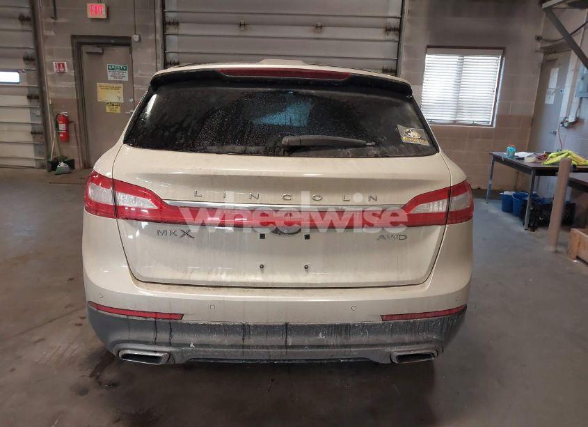 Photo 16 of 2016 Lincoln Mkx SELECT (VIN 2LMTJ8KR8GBL38159)