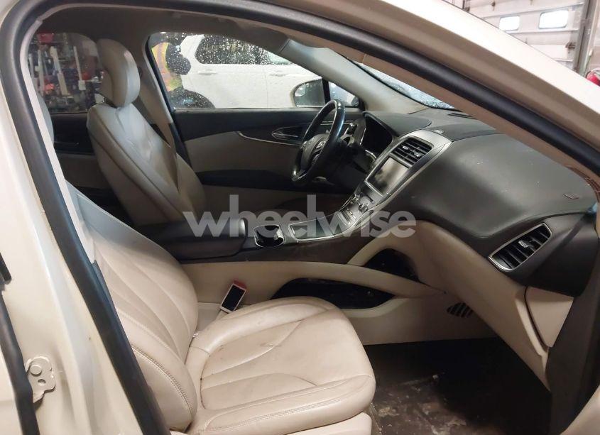 Photo 5 of 2016 Lincoln Mkx SELECT (VIN 2LMTJ8KR8GBL38159)