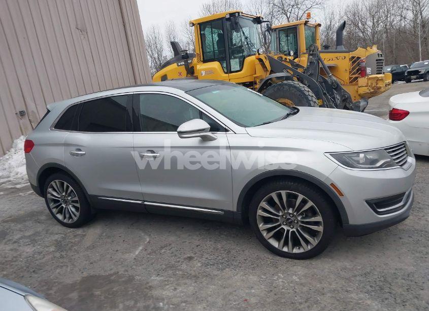 Photo 13 of 2016 Lincoln Mkx RESERVE (VIN 2LMTJ8LP1GBL20762)