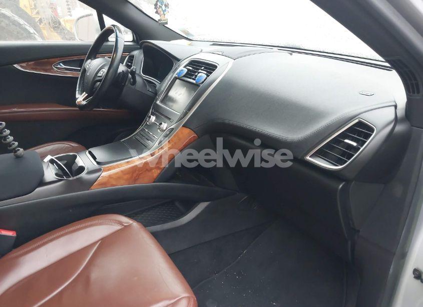 Photo 5 of 2016 Lincoln Mkx RESERVE (VIN 2LMTJ8LP1GBL20762)