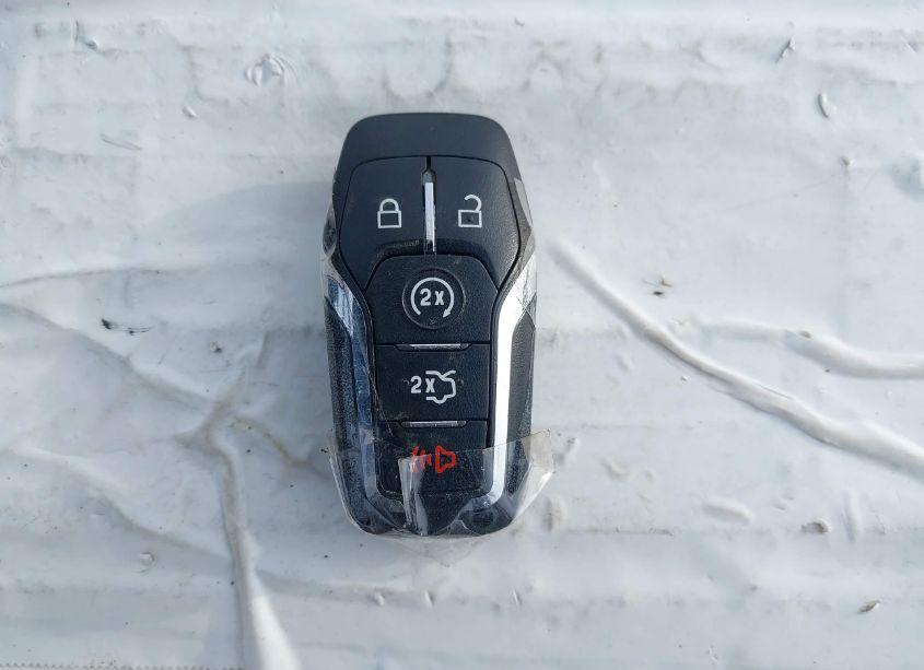 Photo 11 of 2016 Lincoln Mkx RESERVE (VIN 2LMTJ8LP9GBL50818)