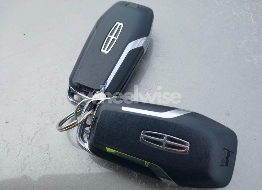 Photo 11 of 2016 Lincoln Mkx RESERVE (VIN 2LMTJ8LR8GBL76246)