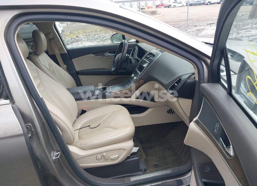 Photo 5 of 2016 Lincoln Mkx RESERVE (VIN 2LMTJ8LR8GBL76246)