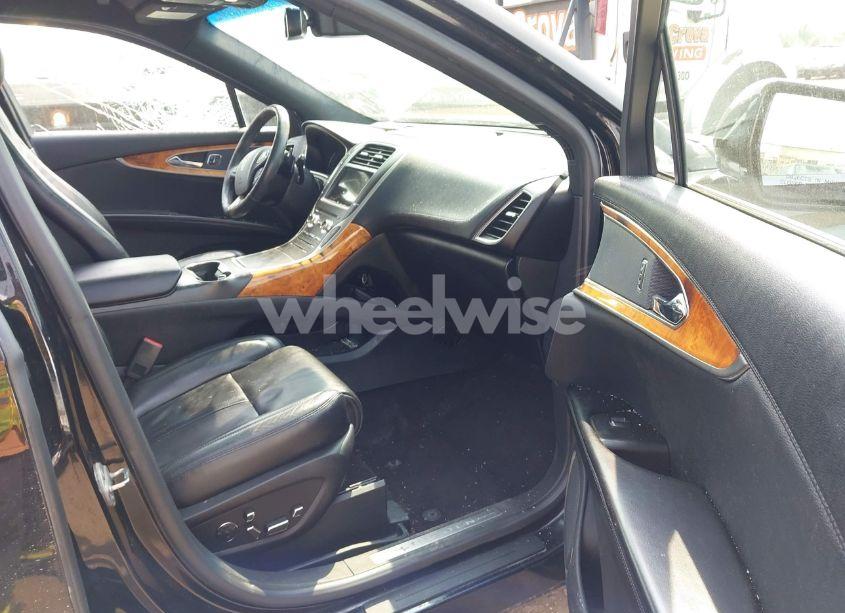 Photo 5 of 2016 Lincoln Mkx RESERVE (VIN 2LMTJ8LR9GBL86915)