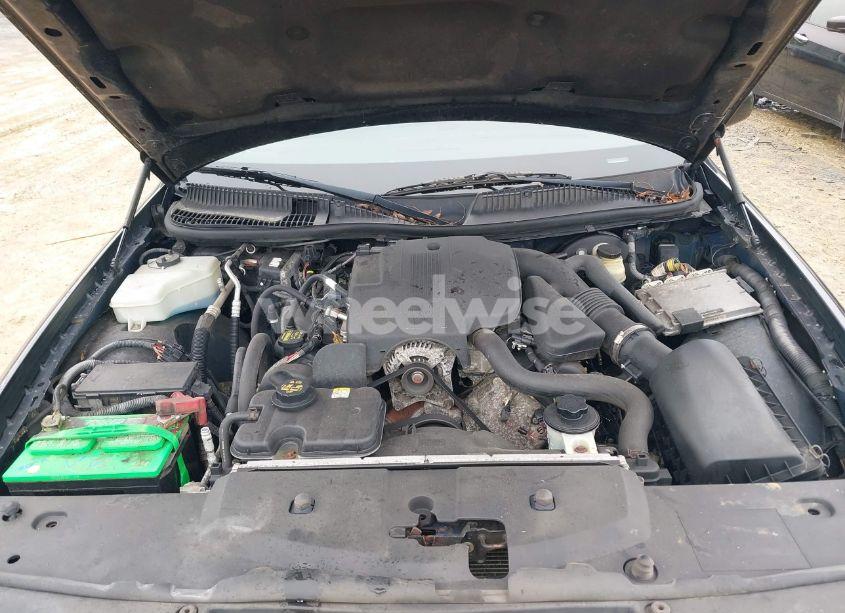 Photo 10 of 2010 Lincoln Town CAR SIGNATURE LIMITED (VIN 2LNBL8CV0AX752950)