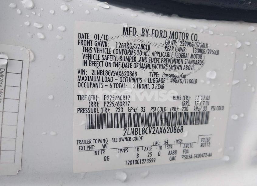 Photo 9 of 2010 Lincoln Town CAR SIGNATURE LIMITED (VIN 2LNBL8CV2AX620868)