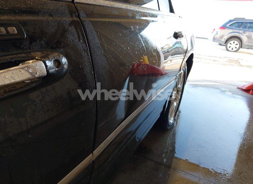 Photo 18 of 2011 Lincoln Town CAR EXECUTIVE L (VIN 2LNBL8EV0BX762795)