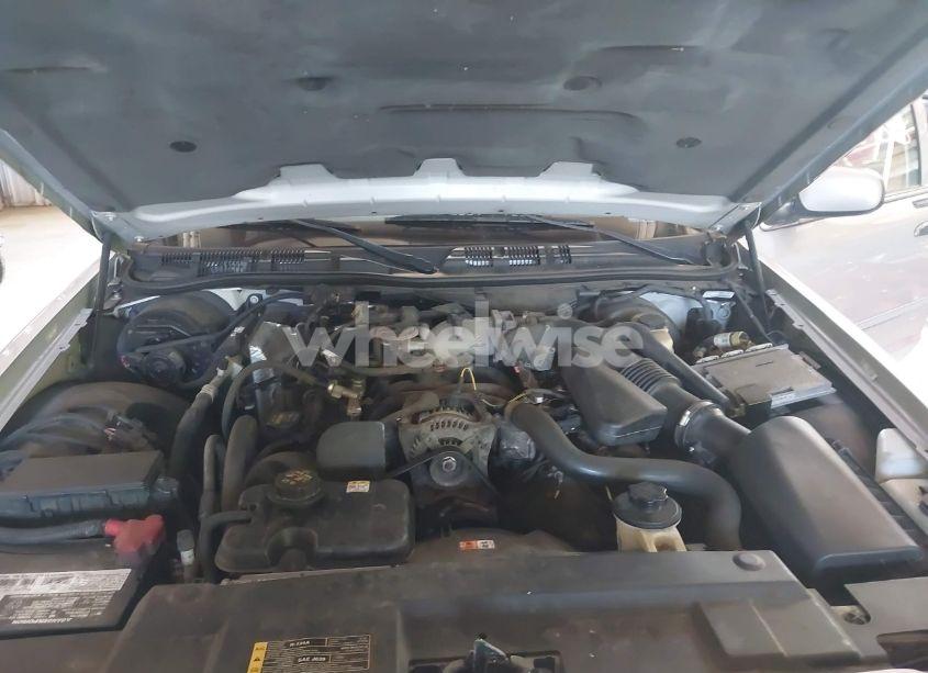 Photo 10 of 2010 Mercury Grand MARQUIS LS (FLEET ONLY) (VIN 2MEBM7FV3AX626037)