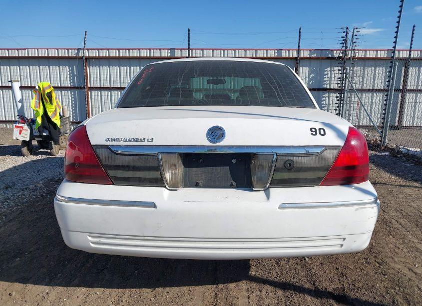 Photo 16 of 2010 Mercury Grand MARQUIS LS (FLEET ONLY) (VIN 2MEBM7FV6AX615016)