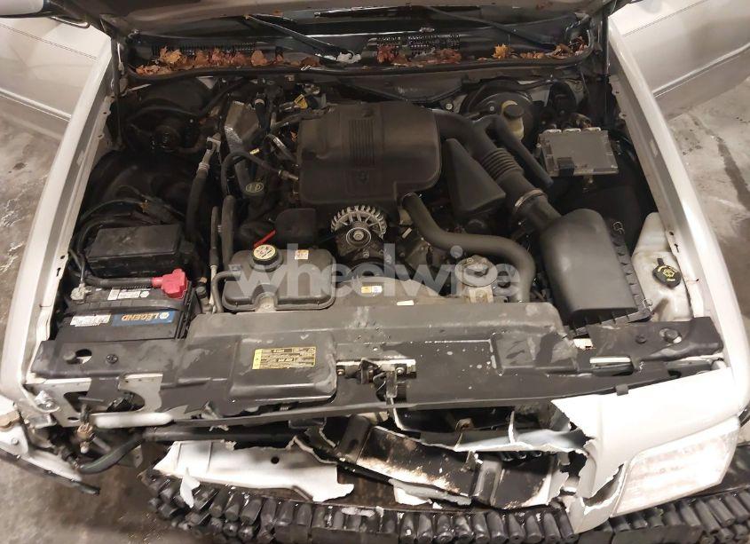 Photo 10 of 2006 Mercury Grand MARQUIS GS (VIN 2MEFM74V26X636702)