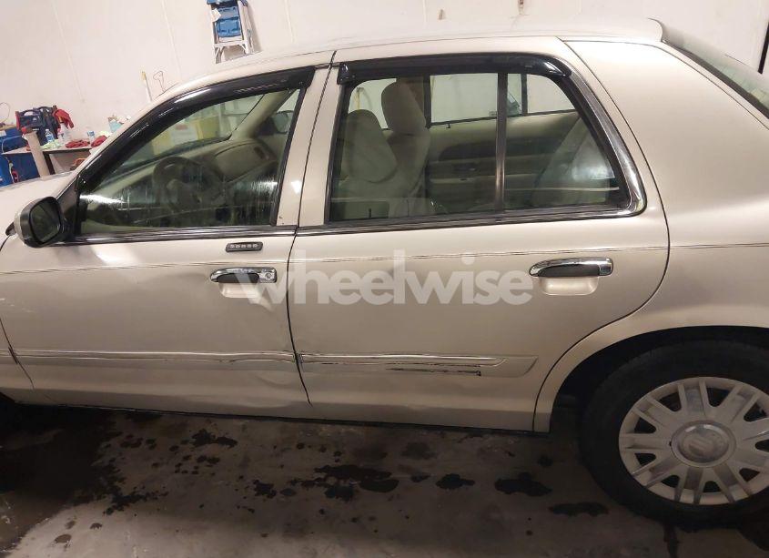 Photo 15 of 2006 Mercury Grand MARQUIS GS (VIN 2MEFM74V26X636702)