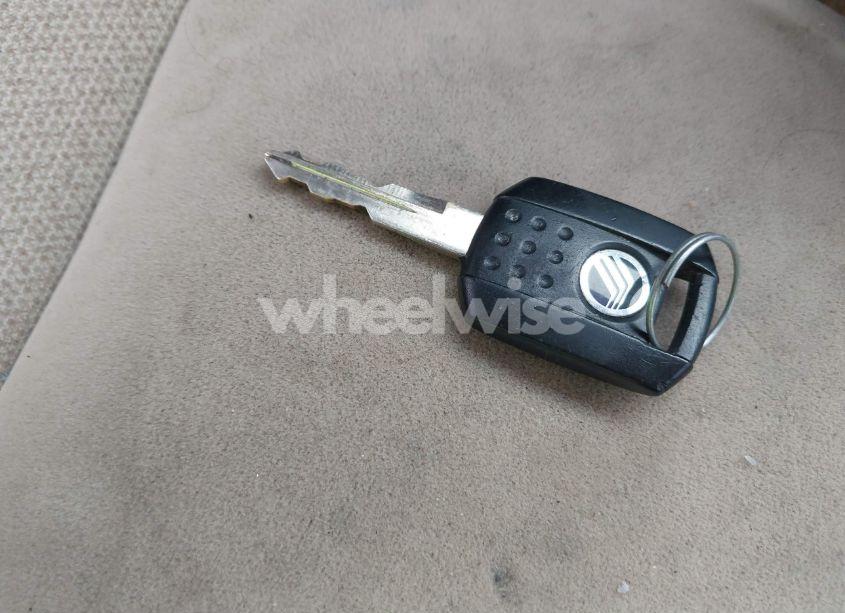 Photo 11 of 2007 Mercury Grand MARQUIS GS (VIN 2MEFM74V27X609128)