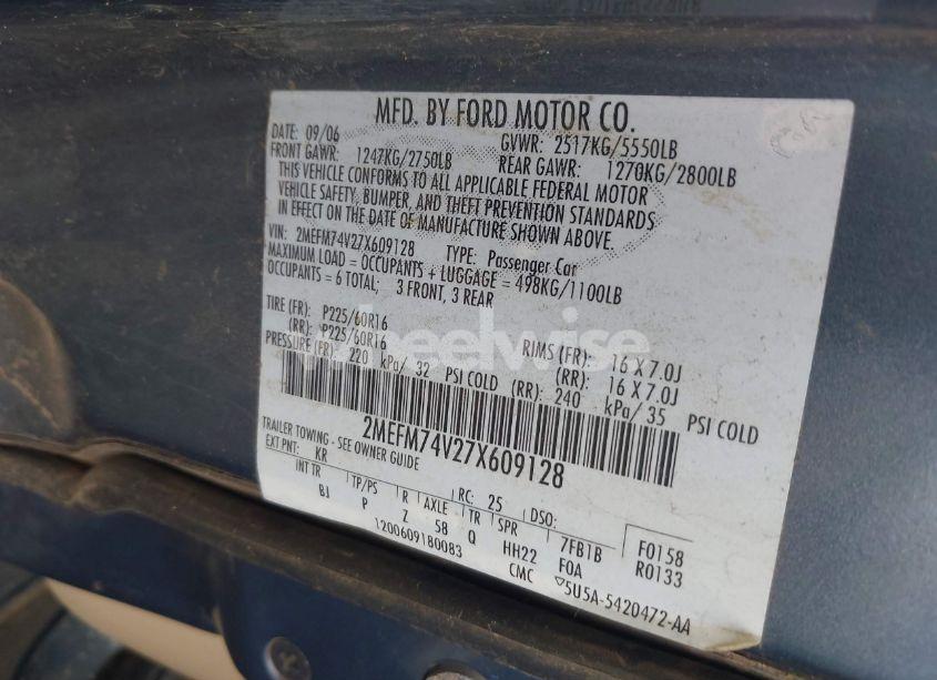 Photo 9 of 2007 Mercury Grand MARQUIS GS (VIN 2MEFM74V27X609128)