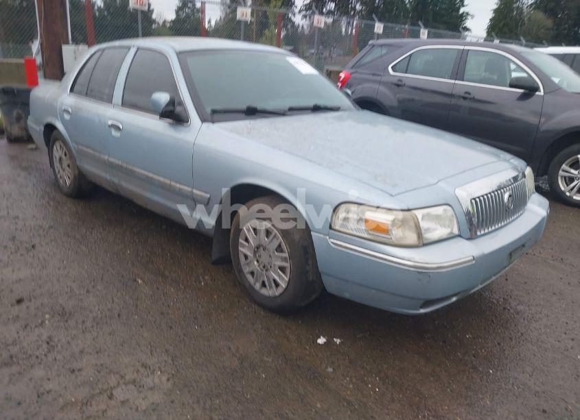 2007 Mercury Grand MARQUIS GS (VIN 2MEFM74V27X618105) main photo