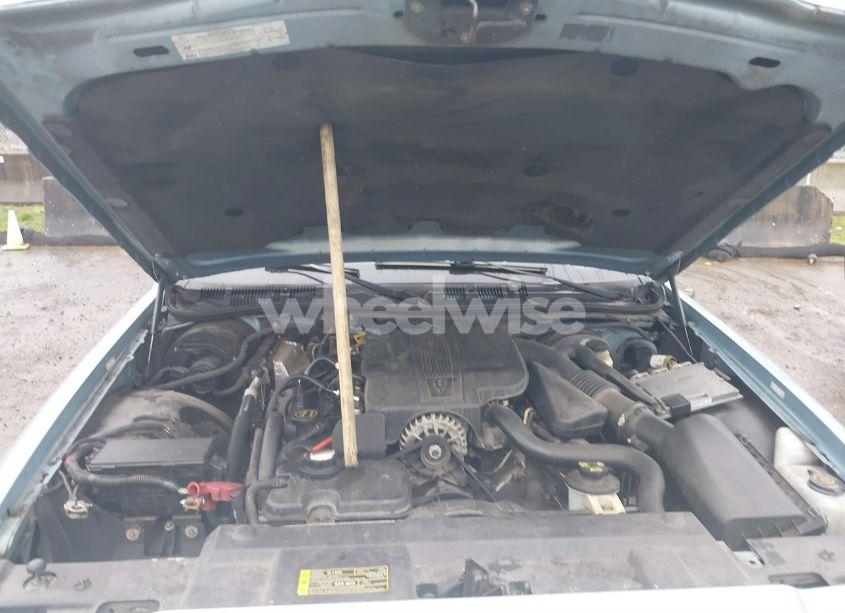 Photo 10 of 2007 Mercury Grand MARQUIS GS (VIN 2MEFM74V27X618105)