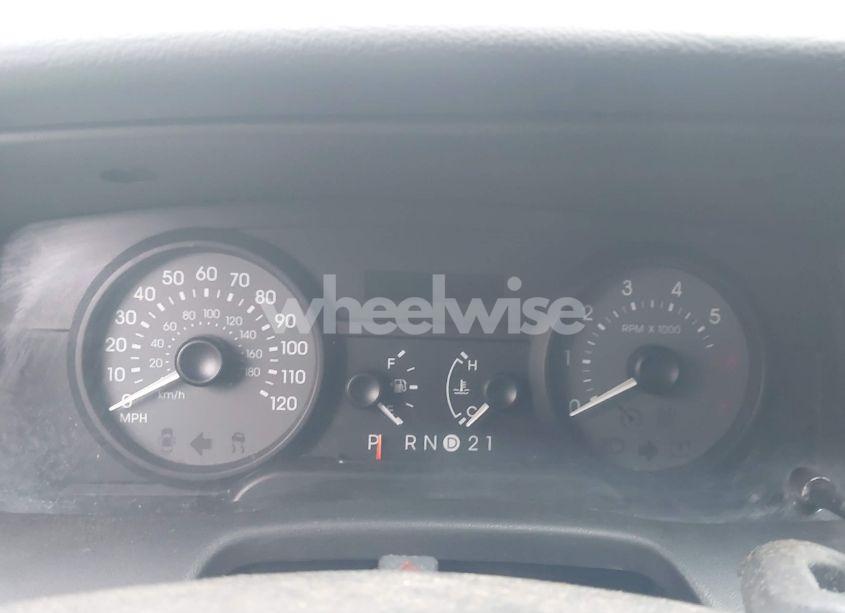Photo 7 of 2007 Mercury Grand MARQUIS GS (VIN 2MEFM74V27X618105)