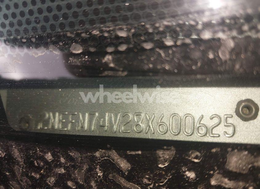 Photo 9 of 2008 Mercury Grand MARQUIS GS (VIN 2MEFM74V28X600625)